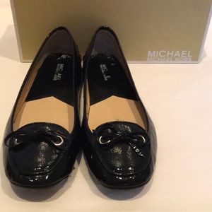 Michael Kors Black Carina Moc Naplak Flats
